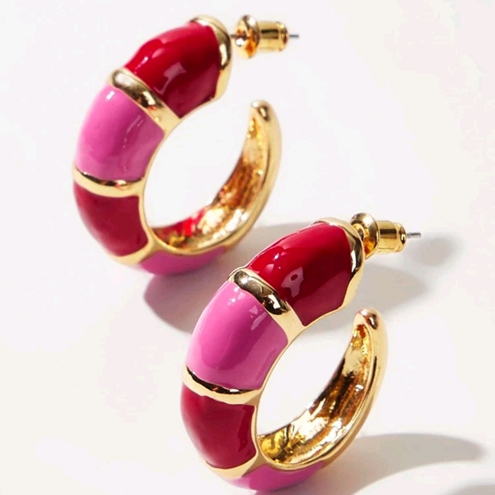 Boho-chic striped pink and gold plated crescent rarrings; NWOT